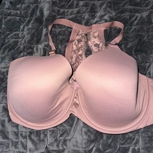Like new Soma lined bra!  Size 42DDD